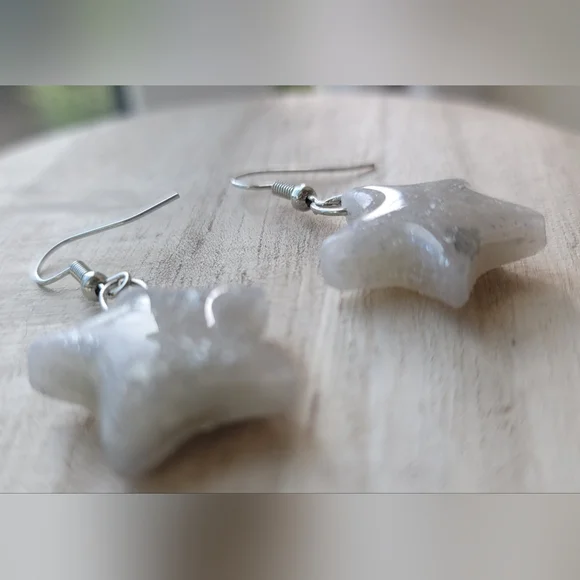 Silver Star Earrings - Picture 6 of 6